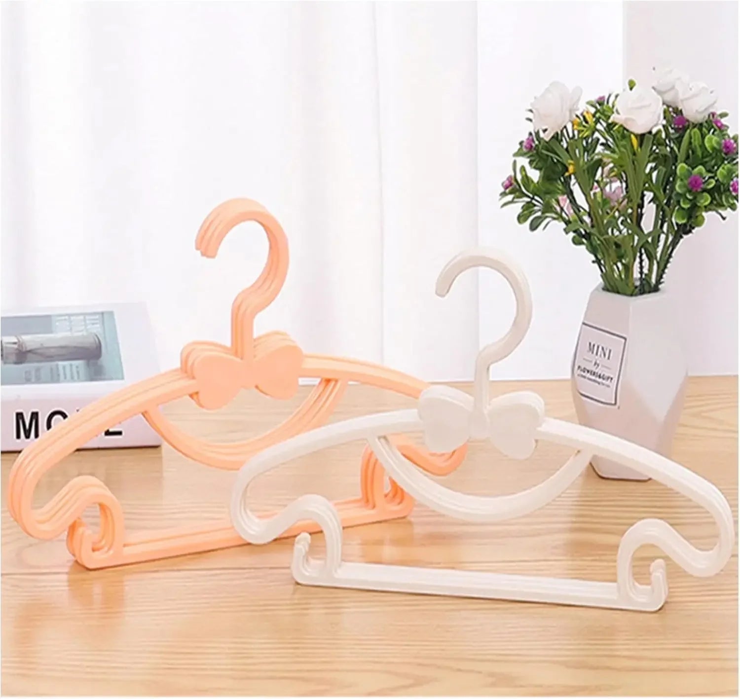 Non-Slip Plastic Baby & Kids Clothes Hangers Set 10PCS
