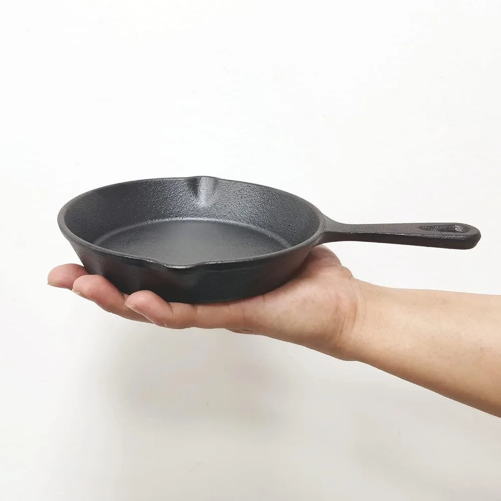 Cast Iron Skillet Frying Pan with Drip-Spout