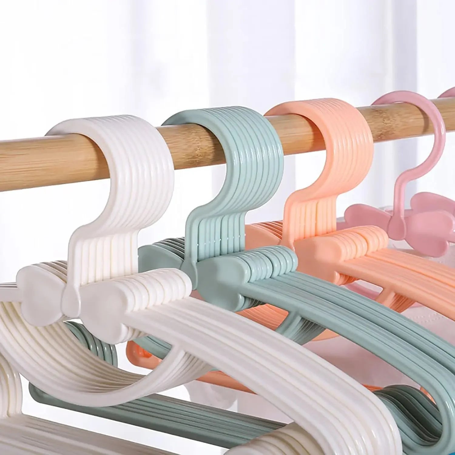 Non-Slip Plastic Baby & Kids Clothes Hangers Set 10PCS